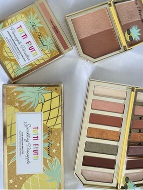 Too faced eyeshadow palette 5.6g with bronzer 8g